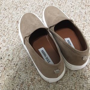 Steve Madden Suede Shoes